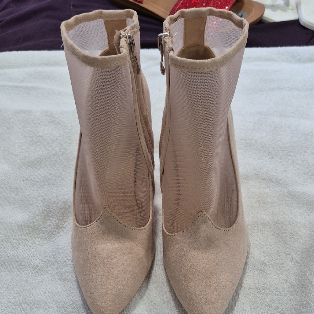 Elegant Beige Mesh Ankle Boots